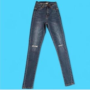 Fashion Nova Dark Blue Women's Skinny Jeans Size 3